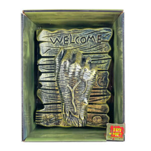 MANO DORADA HALLOWEEN CON LUZ Y SONIDO